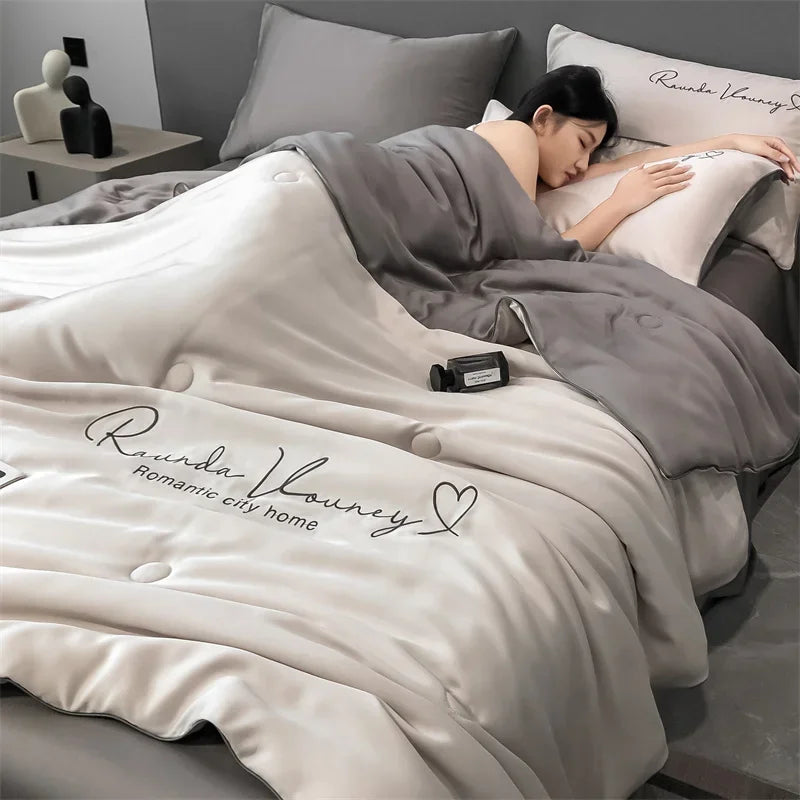 Luxurious Silk Quilt Set - SuperSoft