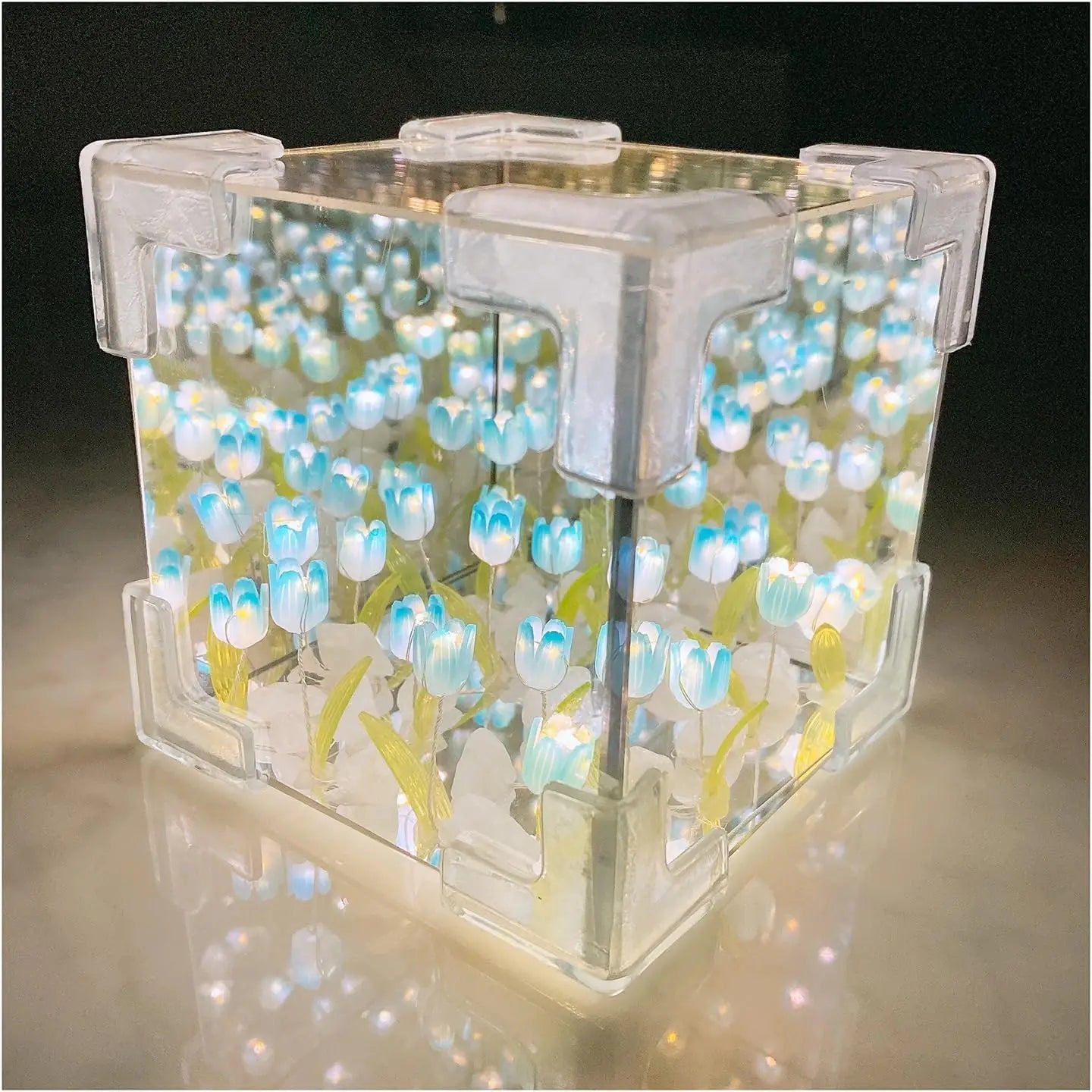 DIY - Decorative tulip cube